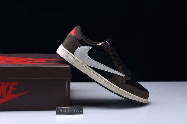Travis Scott x Air Jordan 1 Low OG SP “Dark Mocha” CQ4277-001