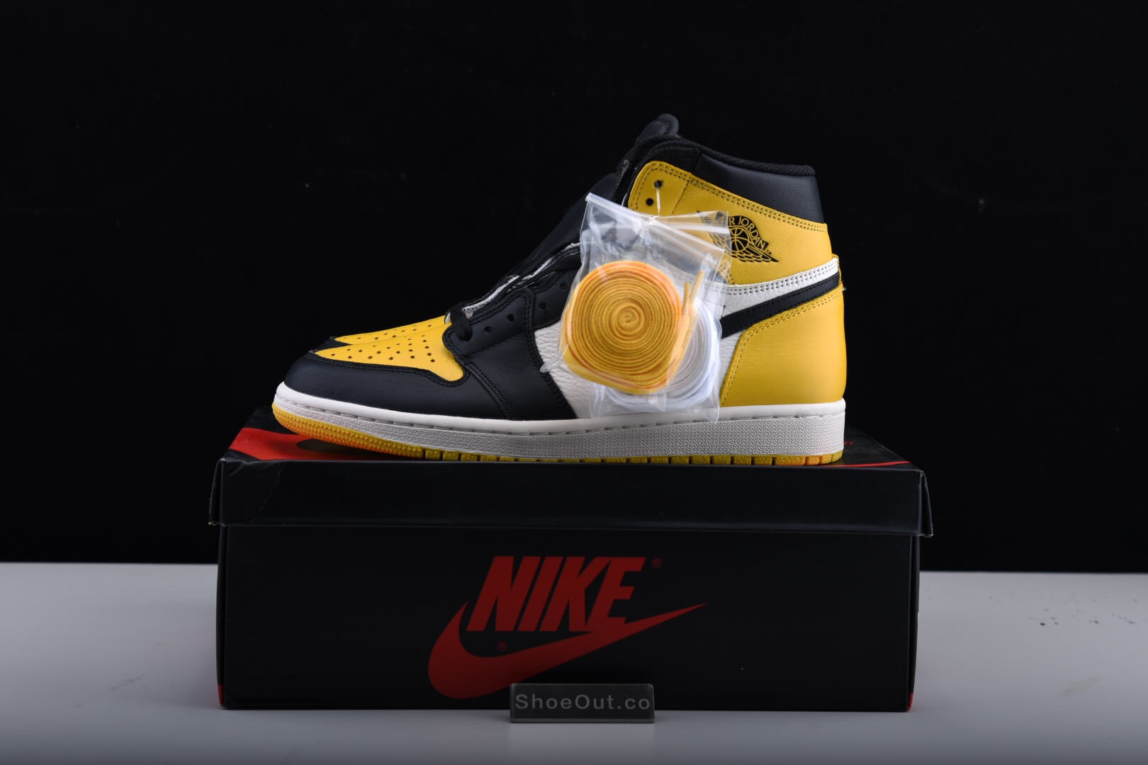 Air Jordan 1 Retro High OG “Yellow Toe” AR1020-700