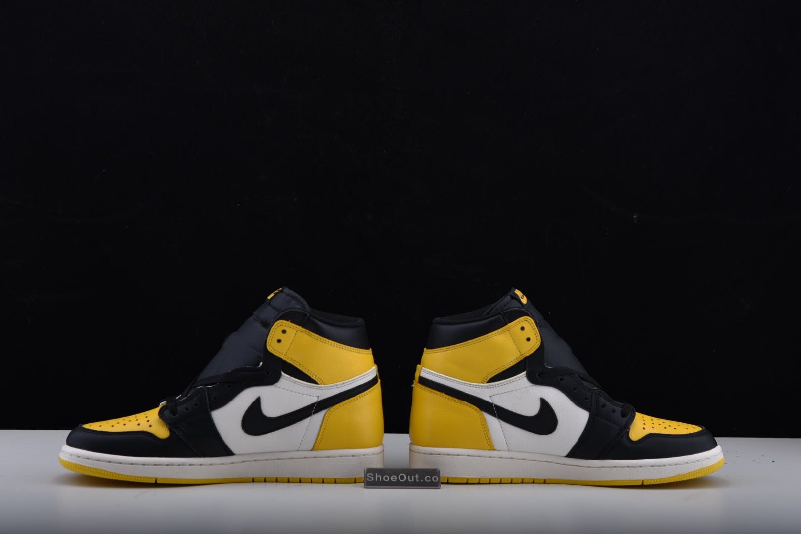 Air Jordan 1 Retro High OG “Yellow Toe” AR1020-700