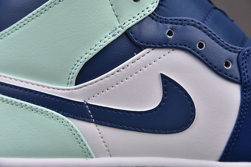 Air Jordan 1 Mid “Blue Mint” 554724-413