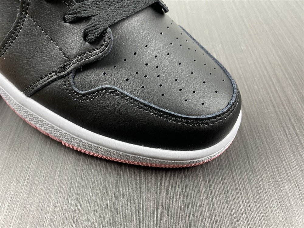 Nike Air Jordan 1 Mid 555112-061