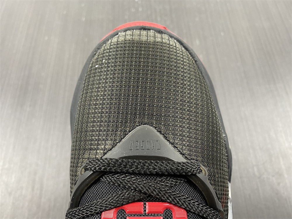 Nike LeBron 19 “Bred” CZ0203-001
