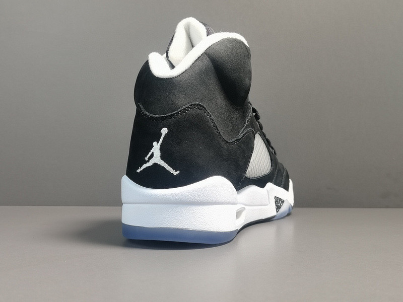 Air Jordan 5 Retro “Moonlight” CT4838-011