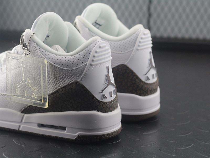 Jordan 3 Retro Mocha (2018) 136064-122