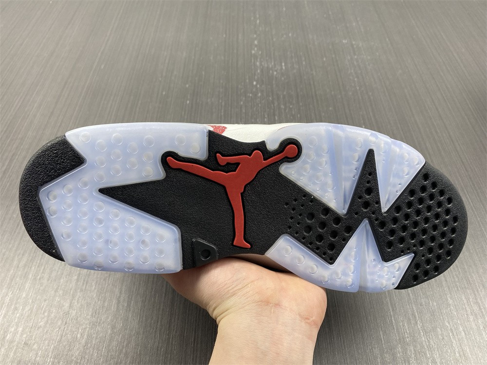 Air Jordan 6 “Red Oreo” CT8529-162