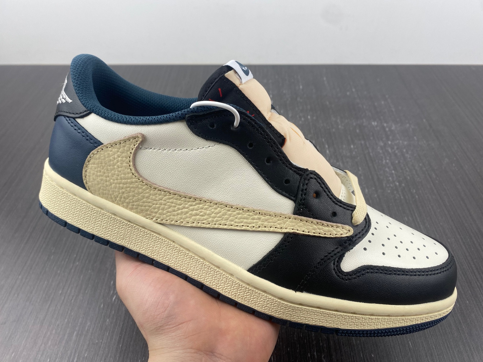 Air Jordan 1 Low DM7866-400