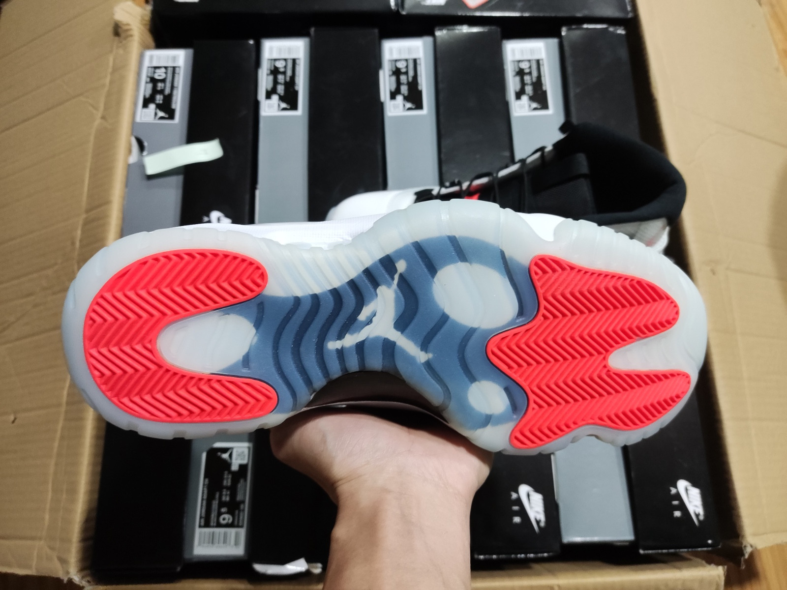 Air Jordan 11 Adapt white (CN Plug) DD3522-100