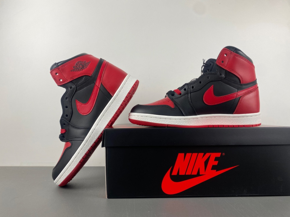 Air Jordan 1 High ’85 “Bred” HV6674-067