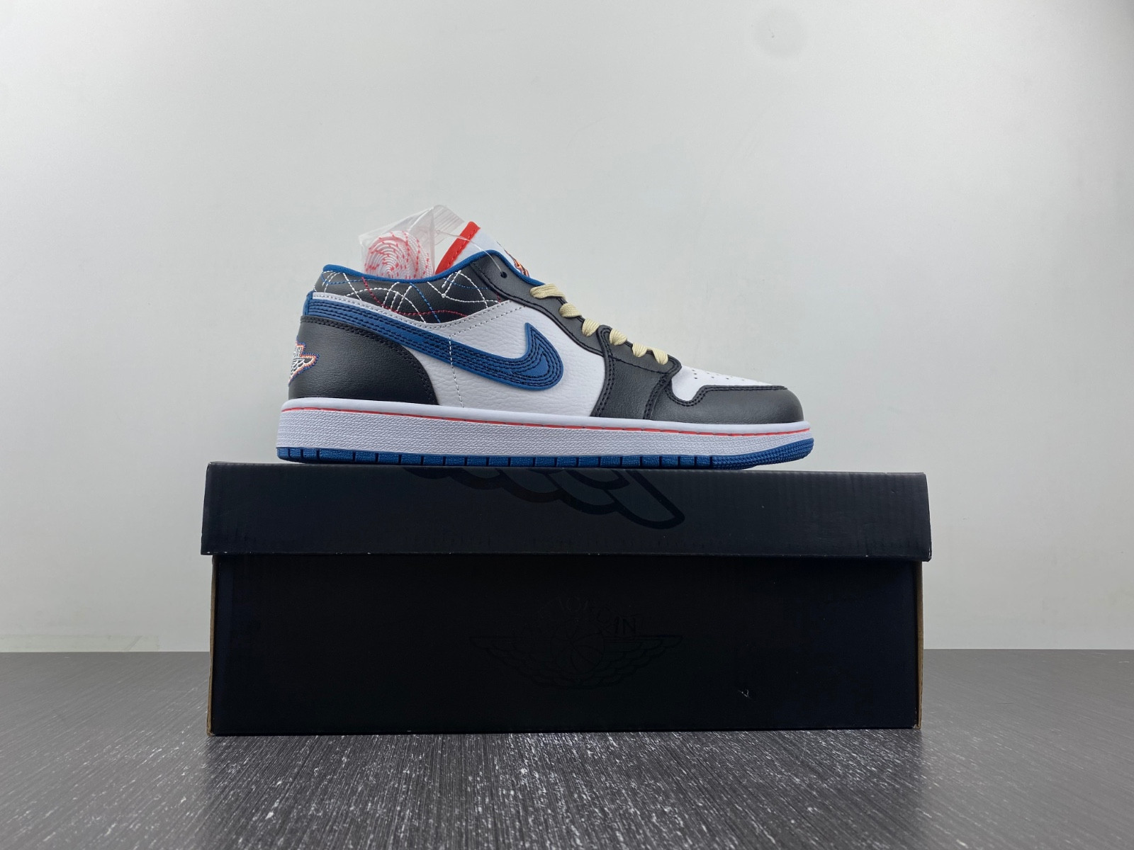 Air Jordan 1 Low SE FV3622-141