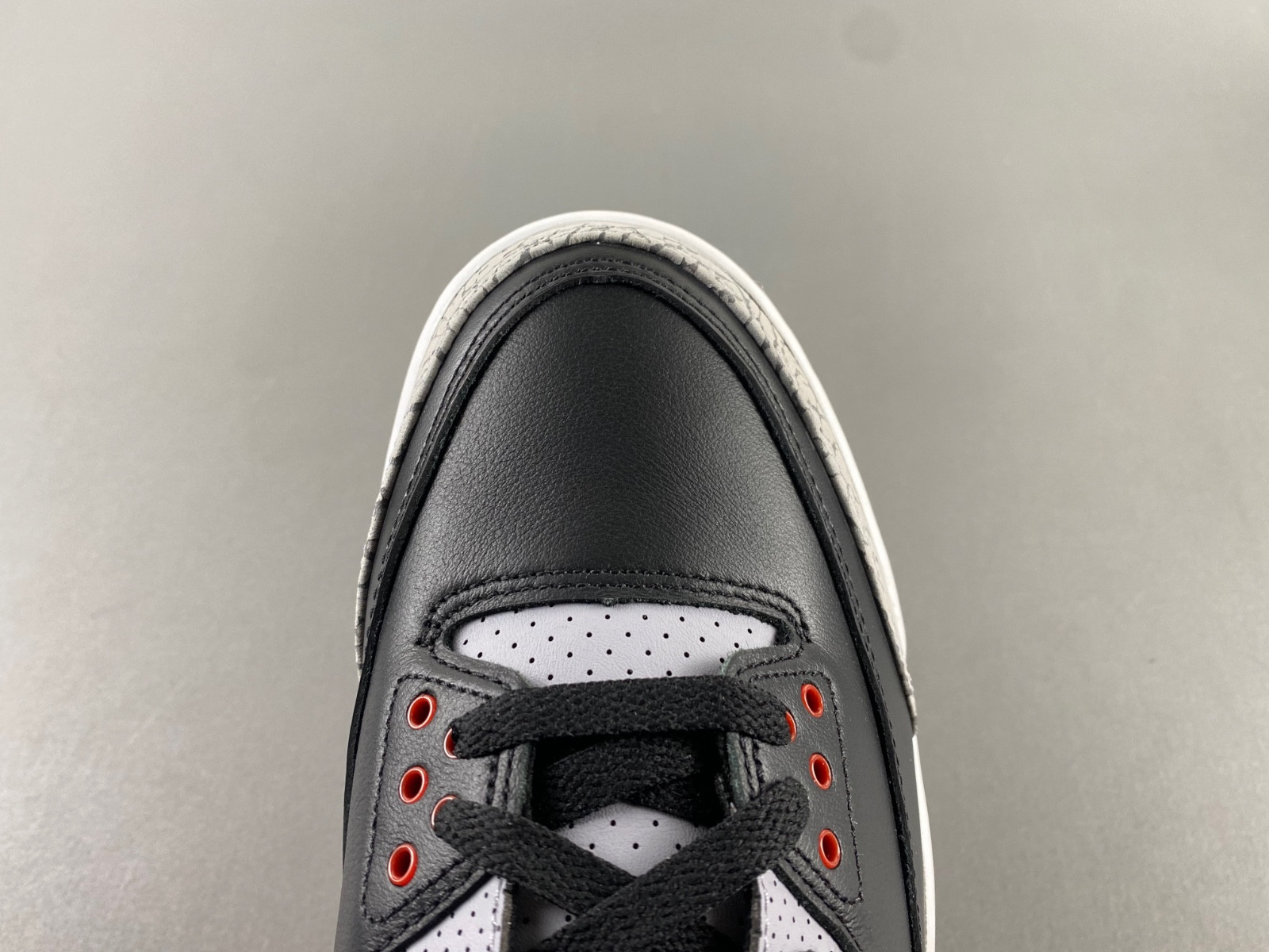 Air Jordan 3 OG “Black Cement” 2024 DN3707-010