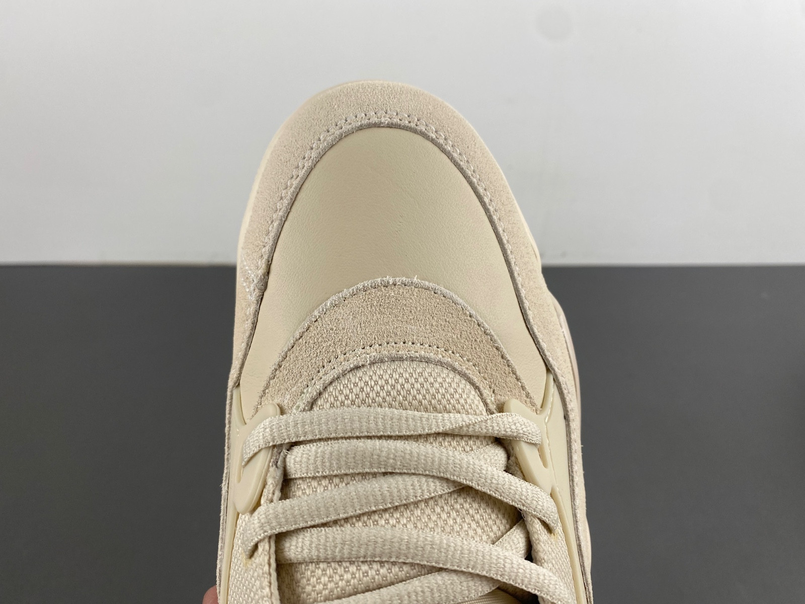 Air Jordan 4 RM HQ3441-110