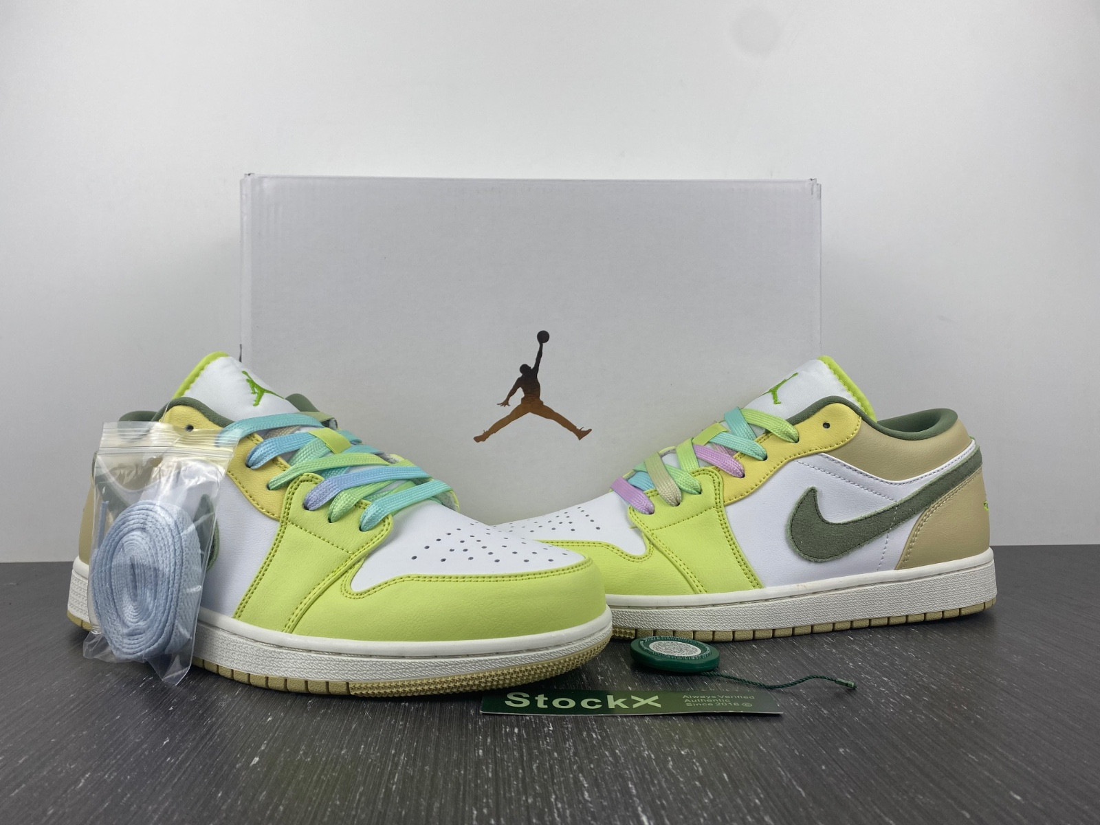 Jordan 1 Low Sail White Oil Green (W) FD9906-131
