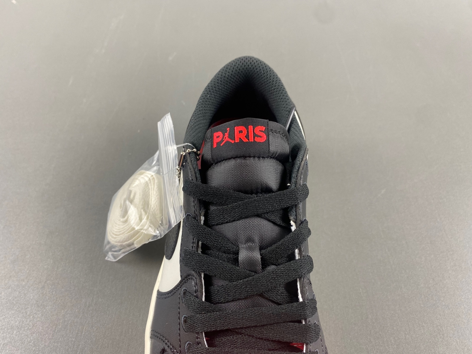 PSG x Air Jordan 1 Low OG HF8828-100