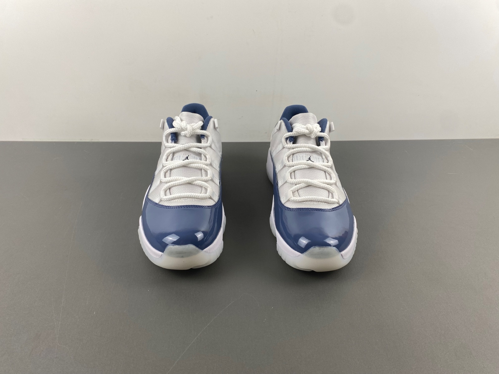 Air Jordan 11 Low FV5104-104