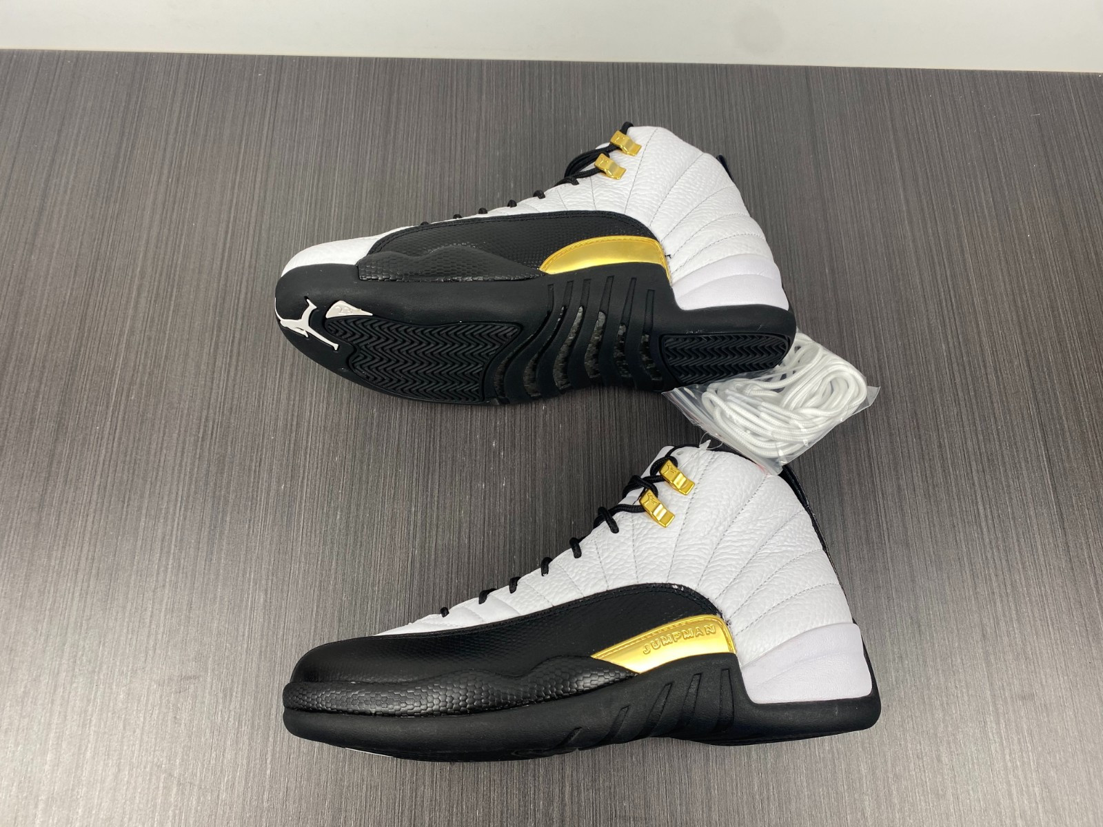Air Jordan 12 “Royalty” CT8013-170