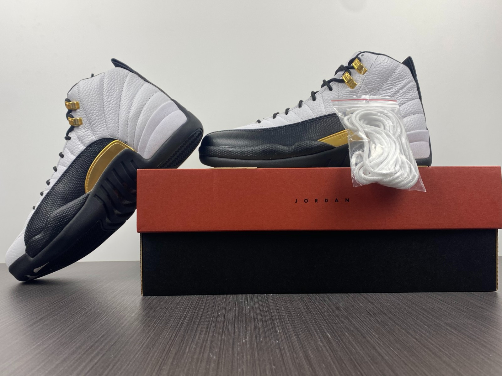 Air Jordan 12 “Royalty” CT8013-170