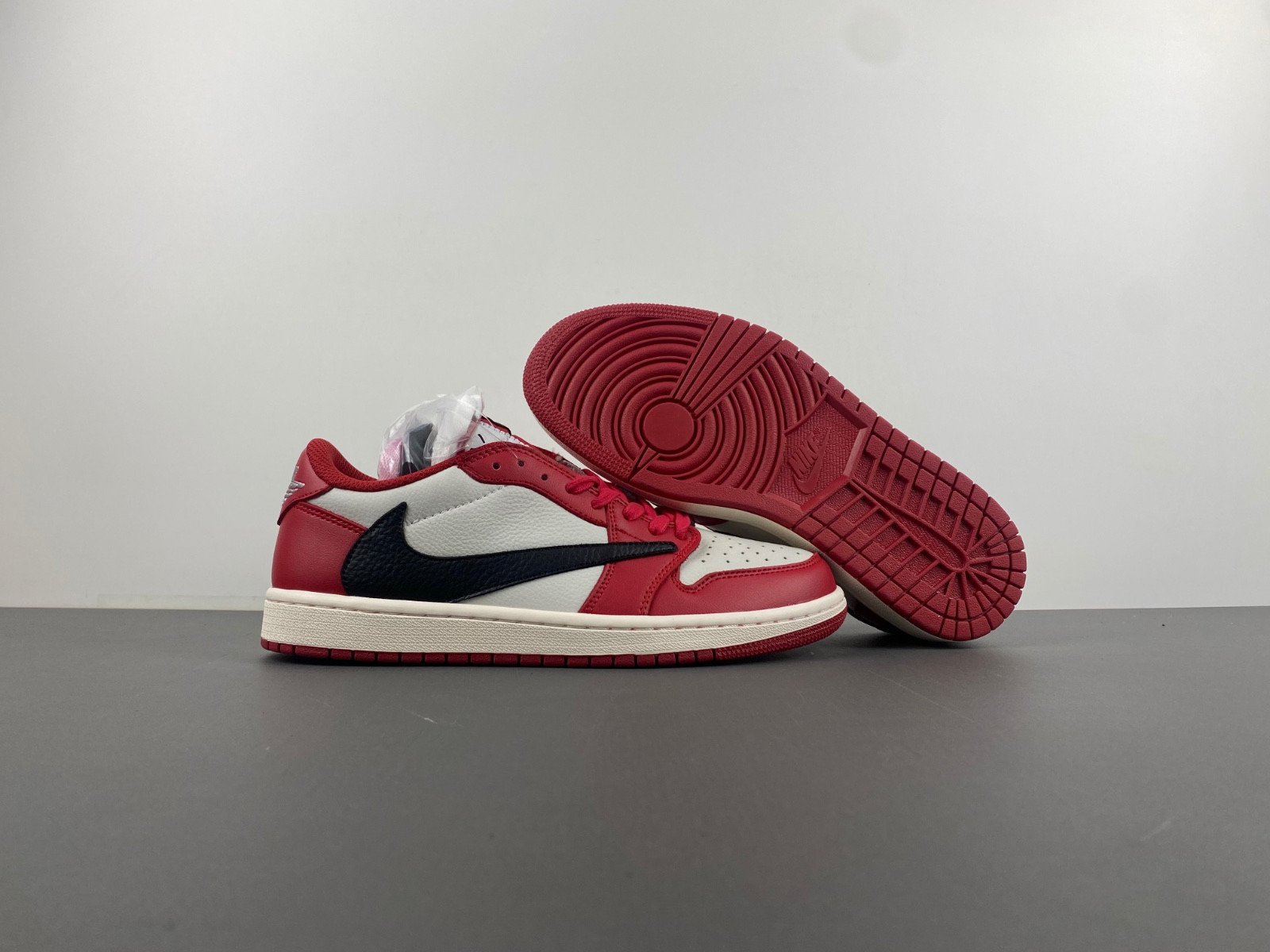 Air Jordan 1 Low “Sanddrift” HQ3440-101