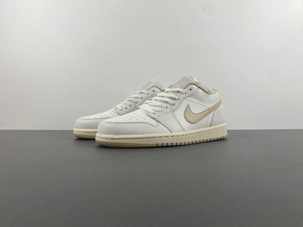 Air Jordan 1 DC0774-112