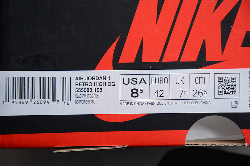 Air Jordan 1 High OG “Grey Fog” 555088-108
