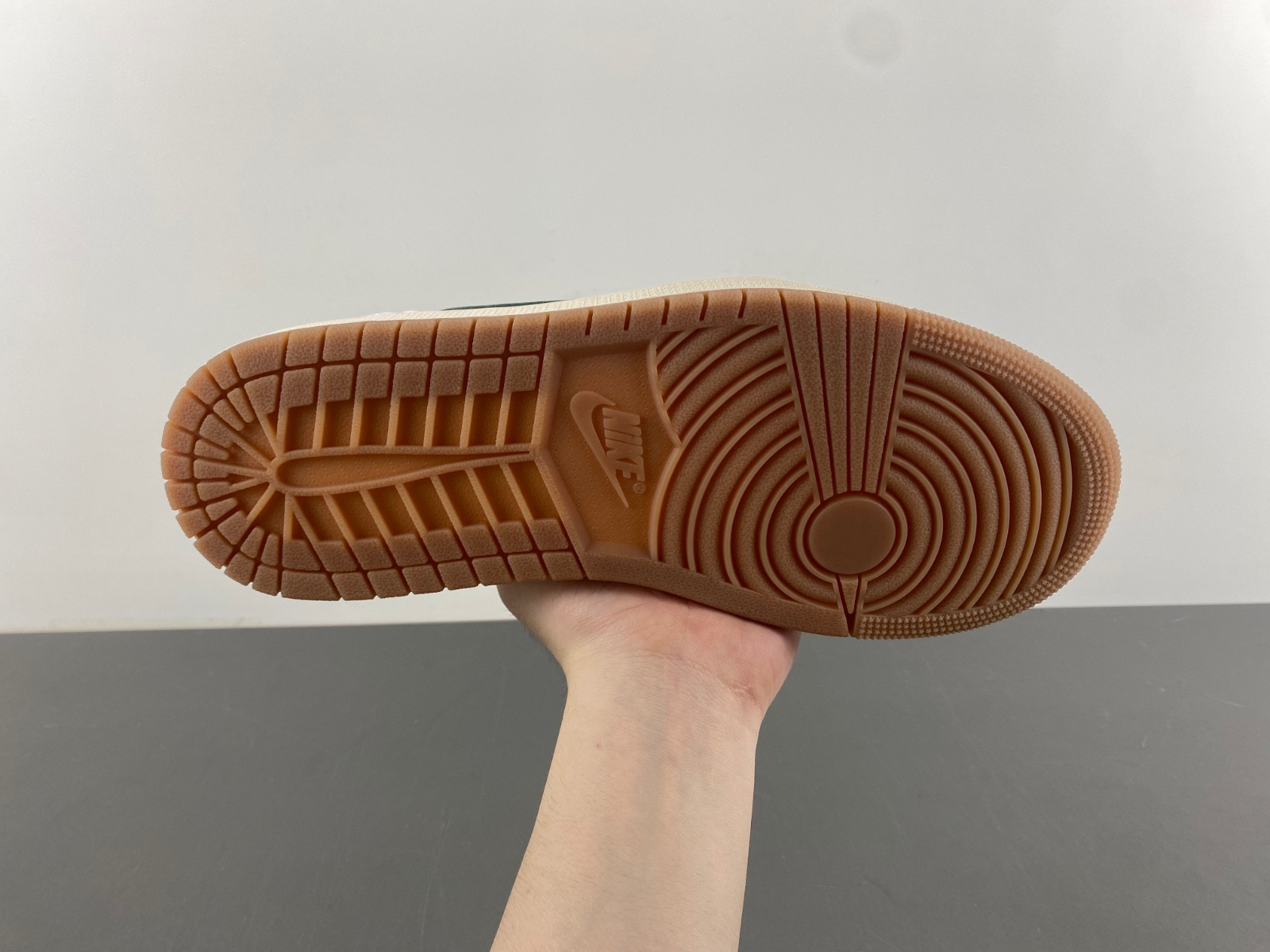 Air Jordan 1 Low OG WMNS “Oxidized Green” CZ0775-133