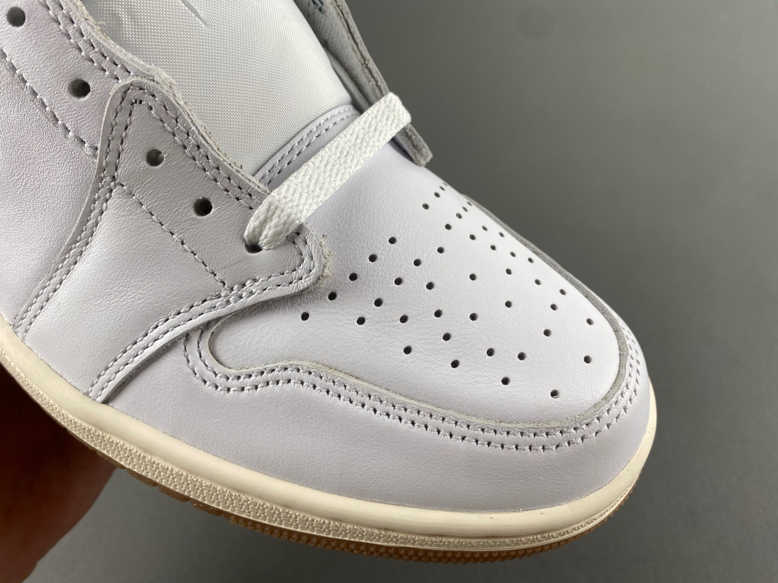 Air Jordan 1 Low OG WMNS “Oxidized Green” CZ0775-133