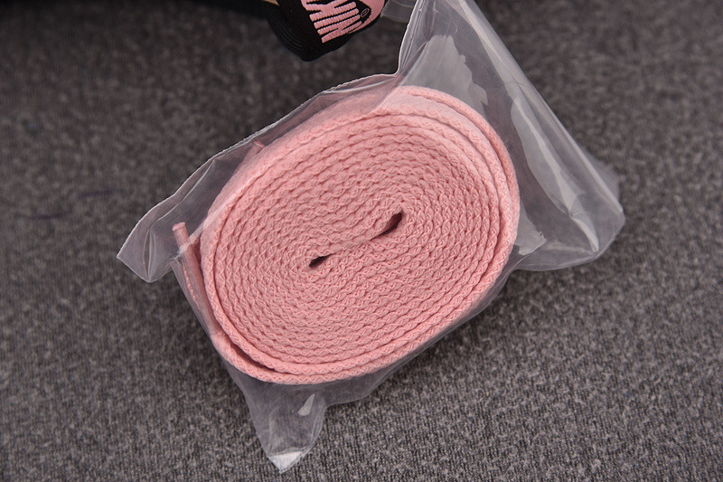 Air Jordan 1 Low OG “Bleached Coral” CZ0790-061