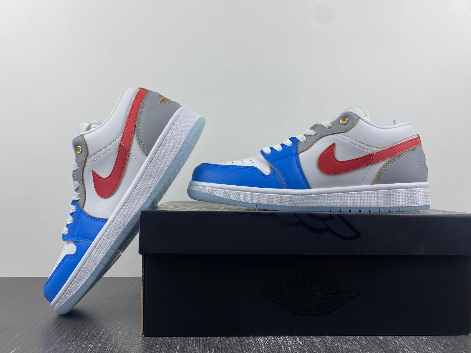 Air Jordan 1 Low “Philippines” FN8901-164