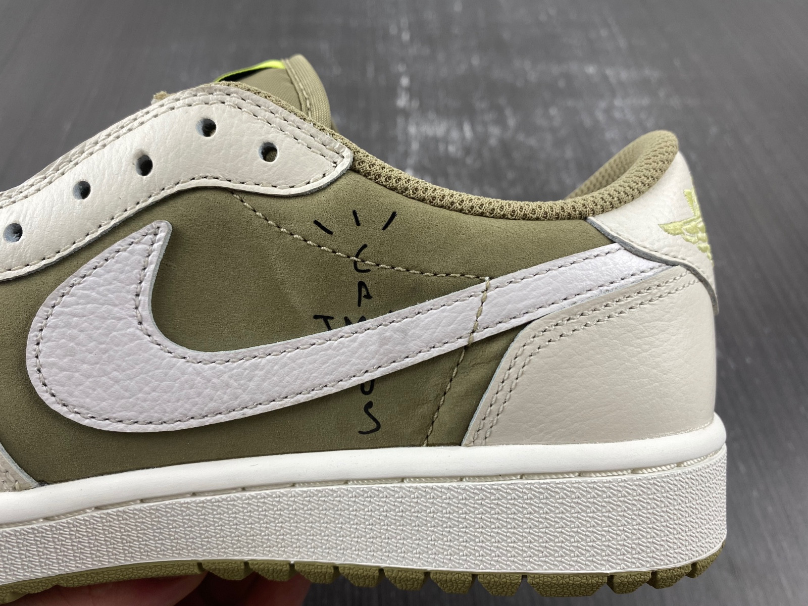 Travis Scott x Air Jordan 1 Low Golf FZ3124-200