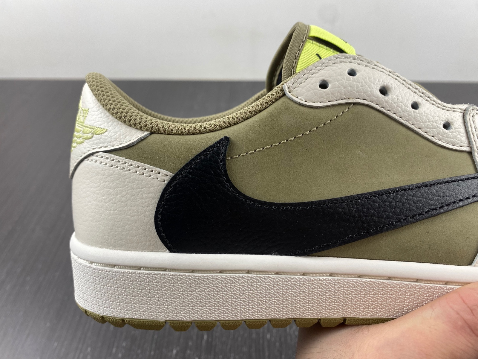 Travis Scott x Air Jordan 1 Low Golf FZ3124-200