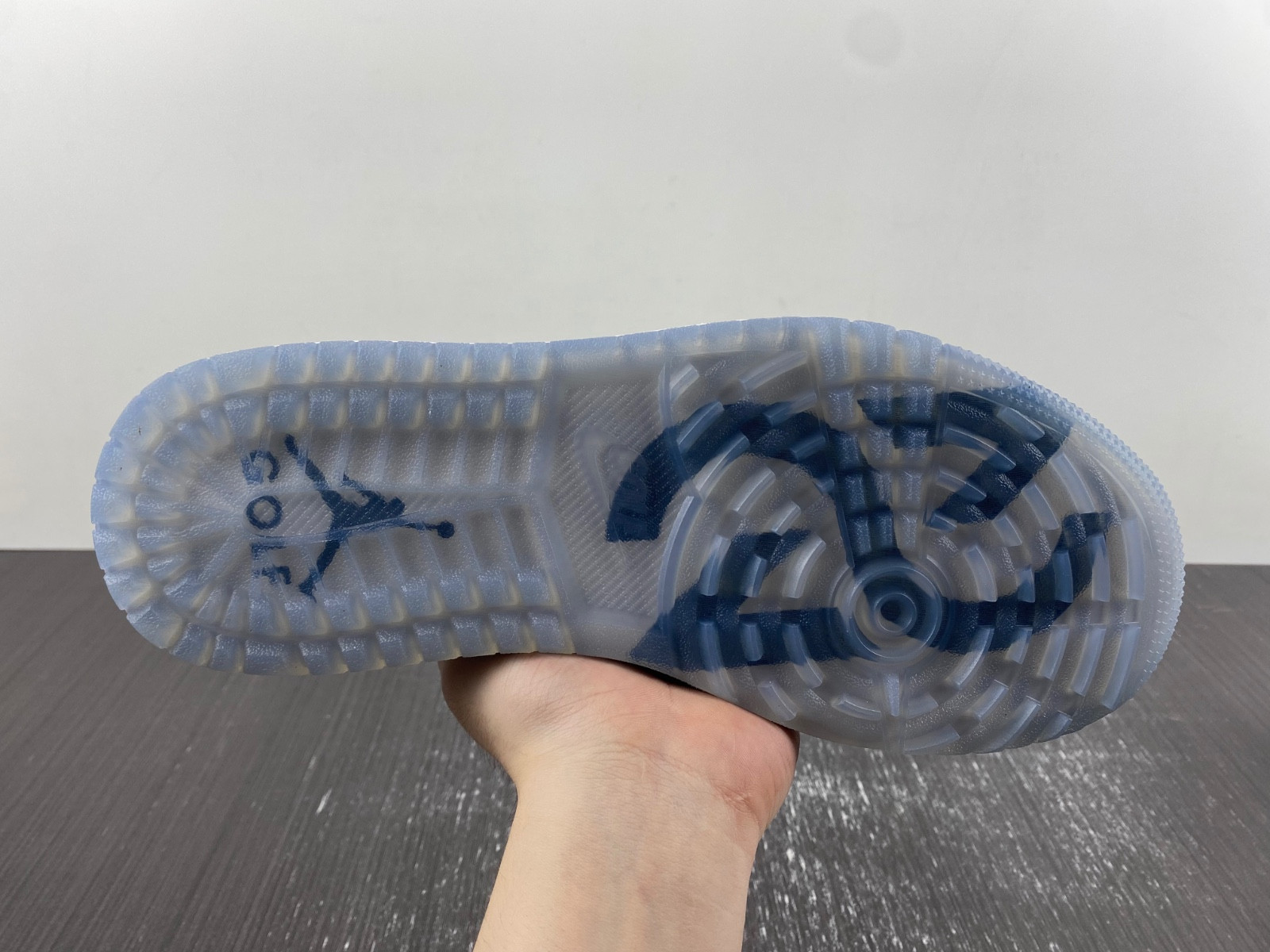 Air Jordan 1 High Golf “Gift Giving” FD6815-001