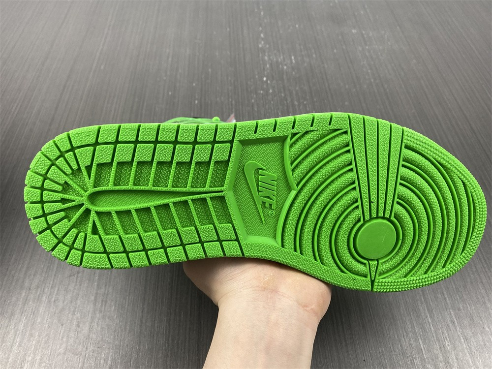 Air Jordan 1 High 555088-030-01