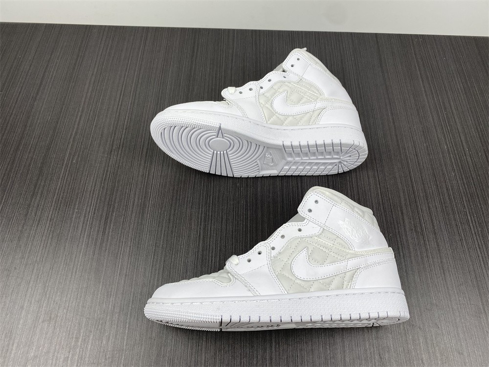 Air Jordan 1 Mid SE “White Quilted” DB6078-100