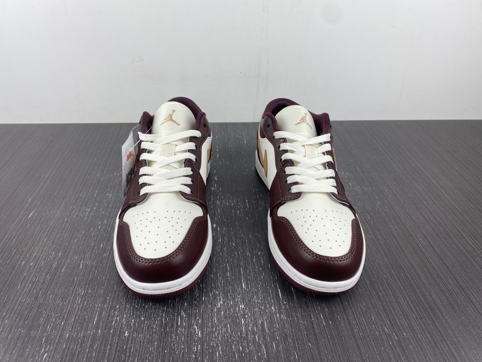 Air Jordan 1 Low “Shadow Brown” DC0774-200