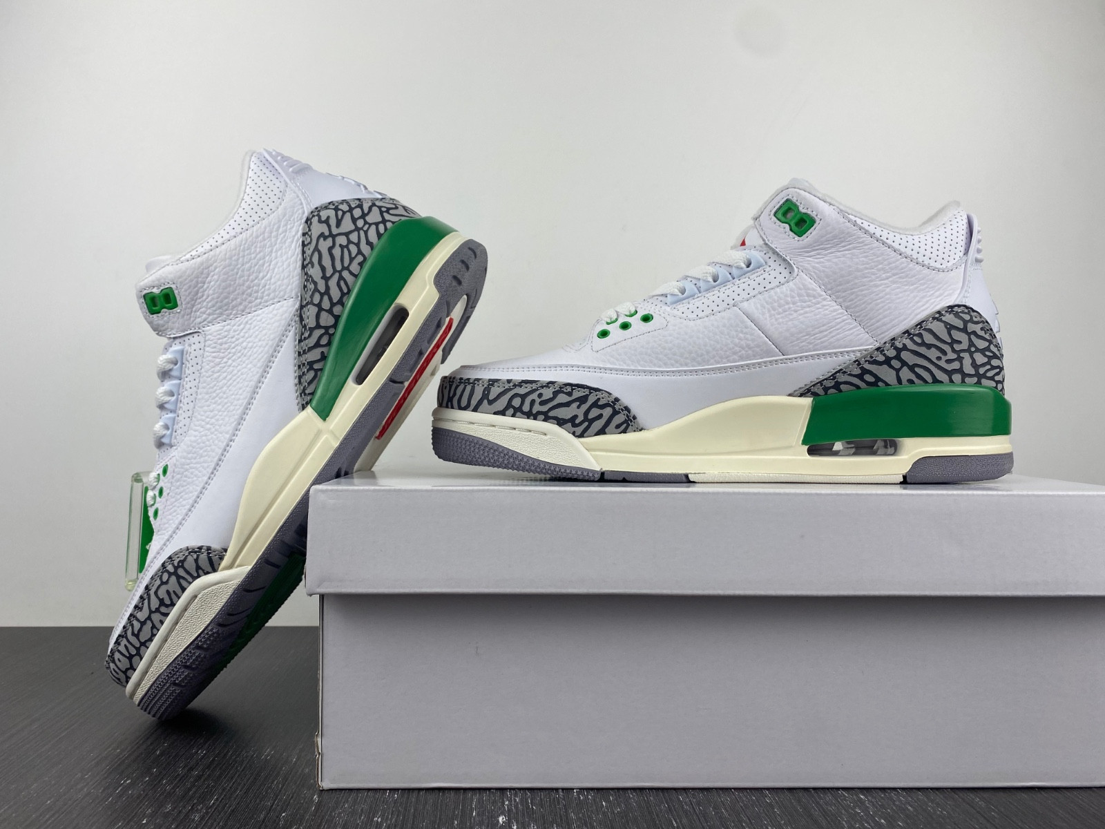 Jordan 3 Retro Lucky Green (W)  CK9646-136
