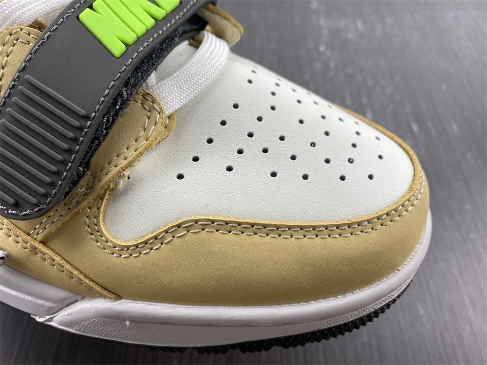 Jordan Legacy 312 Low  DZ2762-101