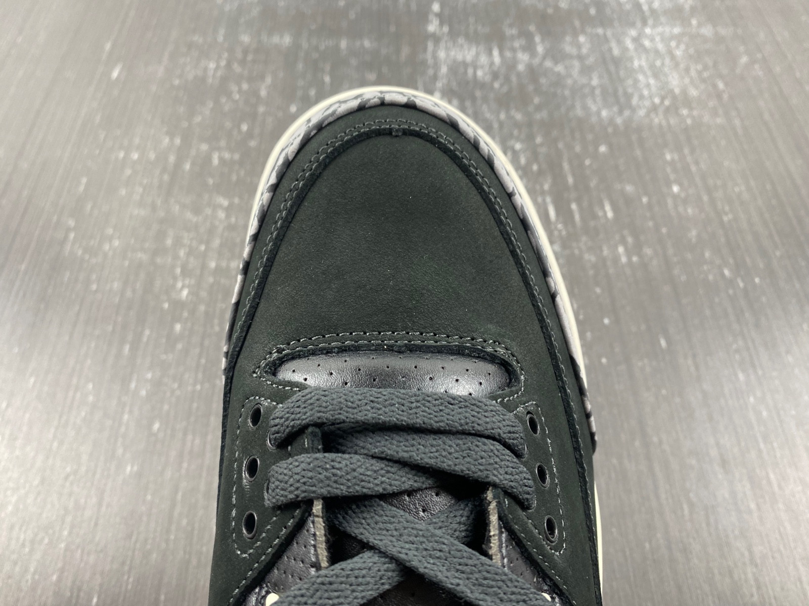 Air Jordan 3 WMNS “Off Noir” CK9246-001