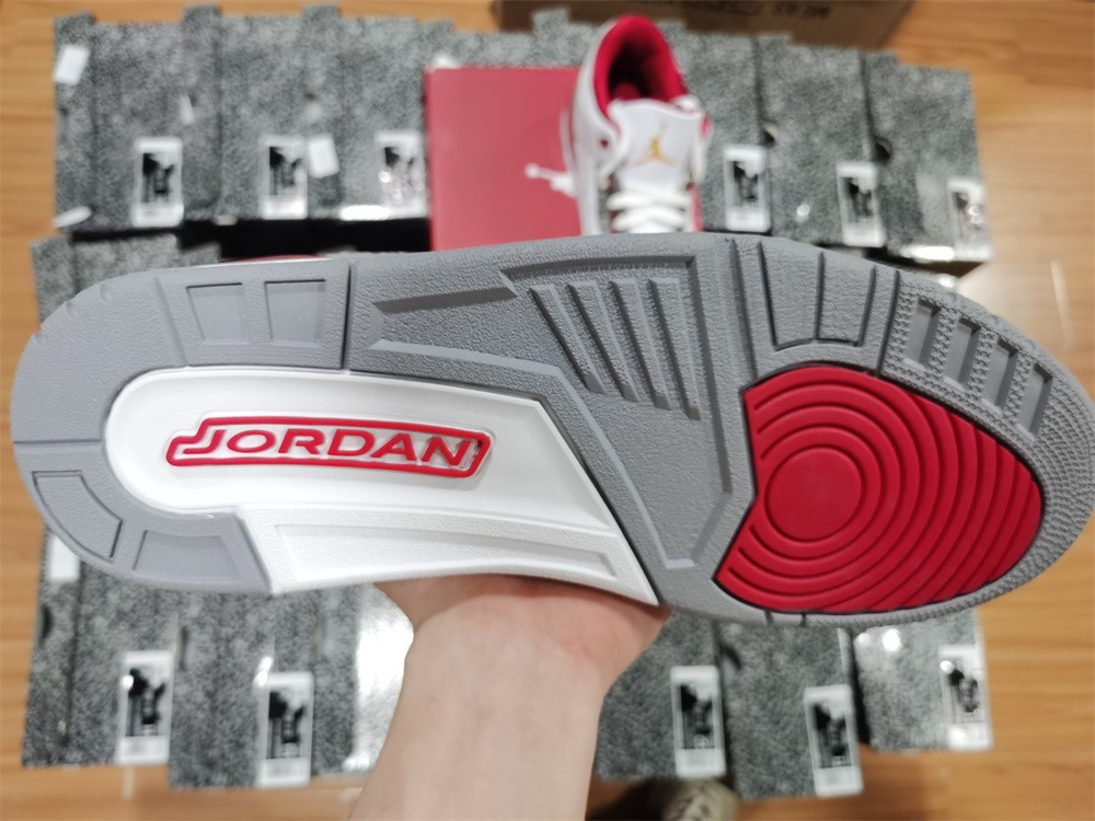AIR JORDAN 3 CARDINAL RED CT8532-126
