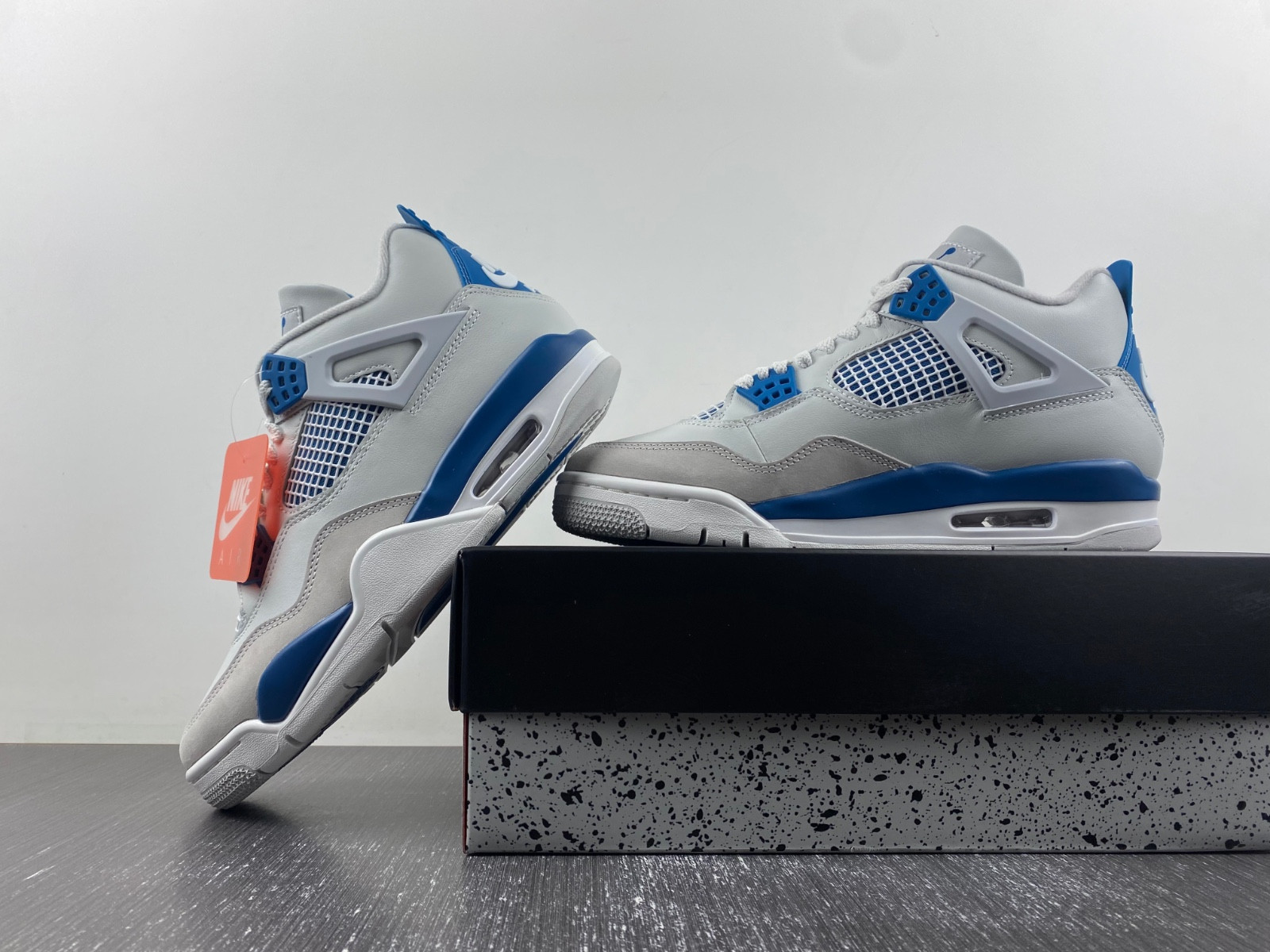 Air Jordan 4 "Military Blue" FV5029-141