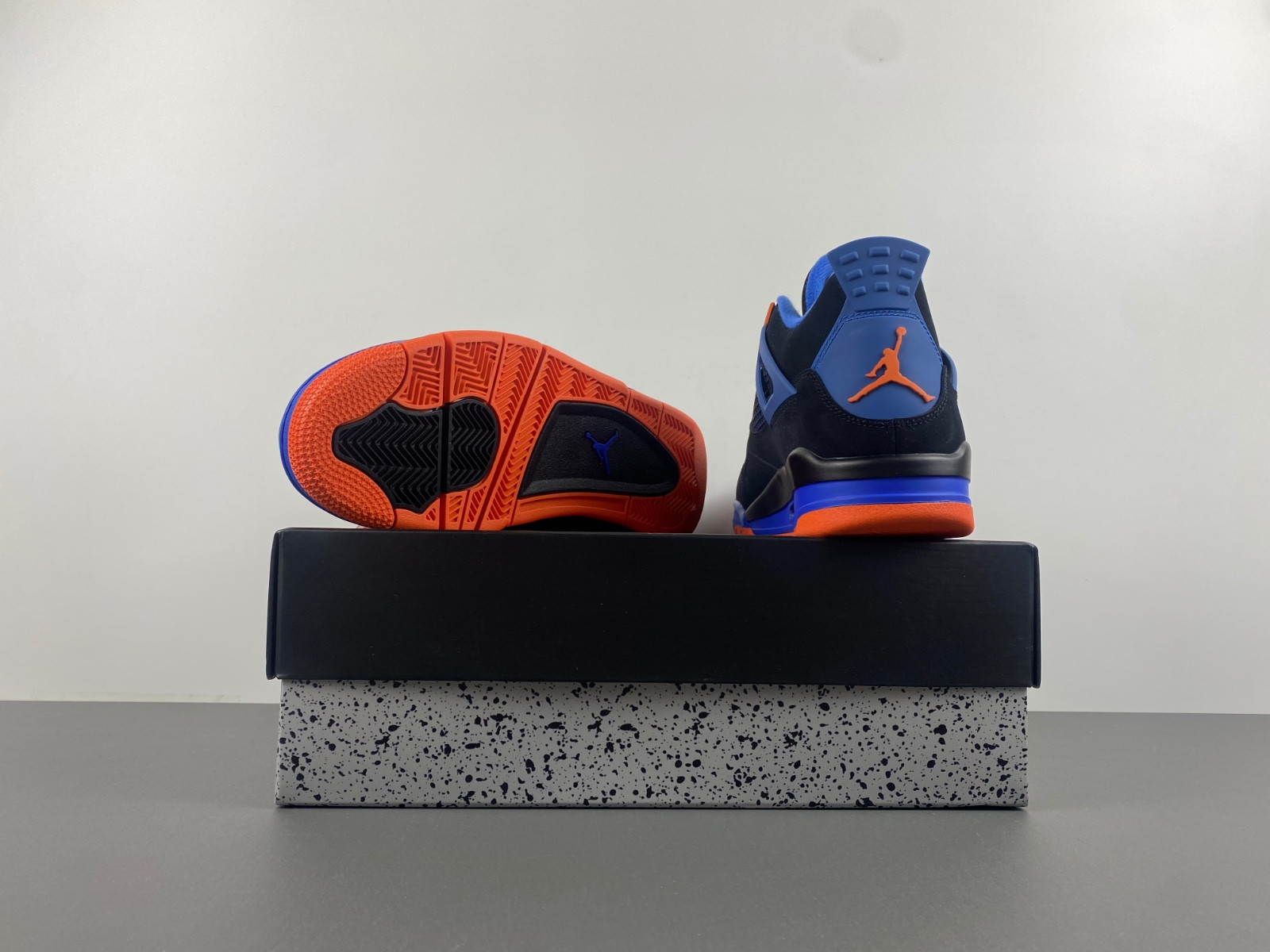 Air Jordan 4 “Cavs” 308497-027