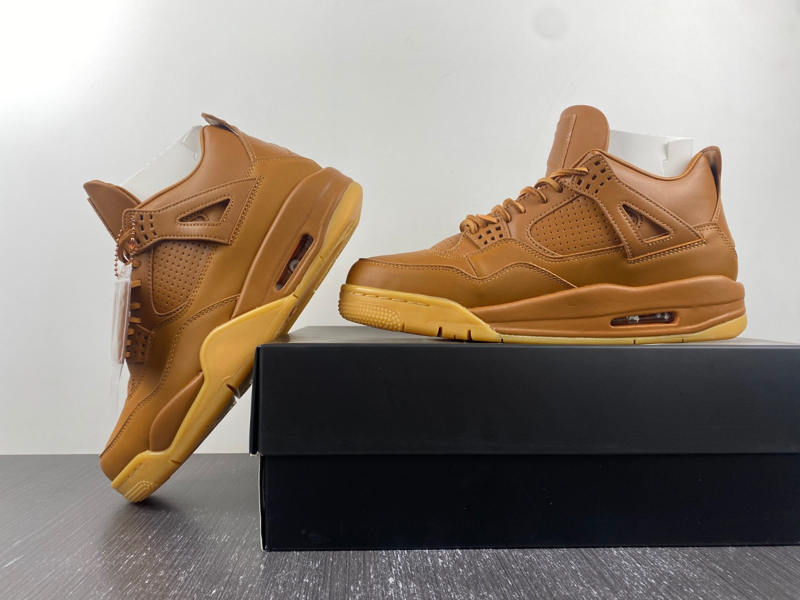 Air Jordan 4 Premium 819139-205