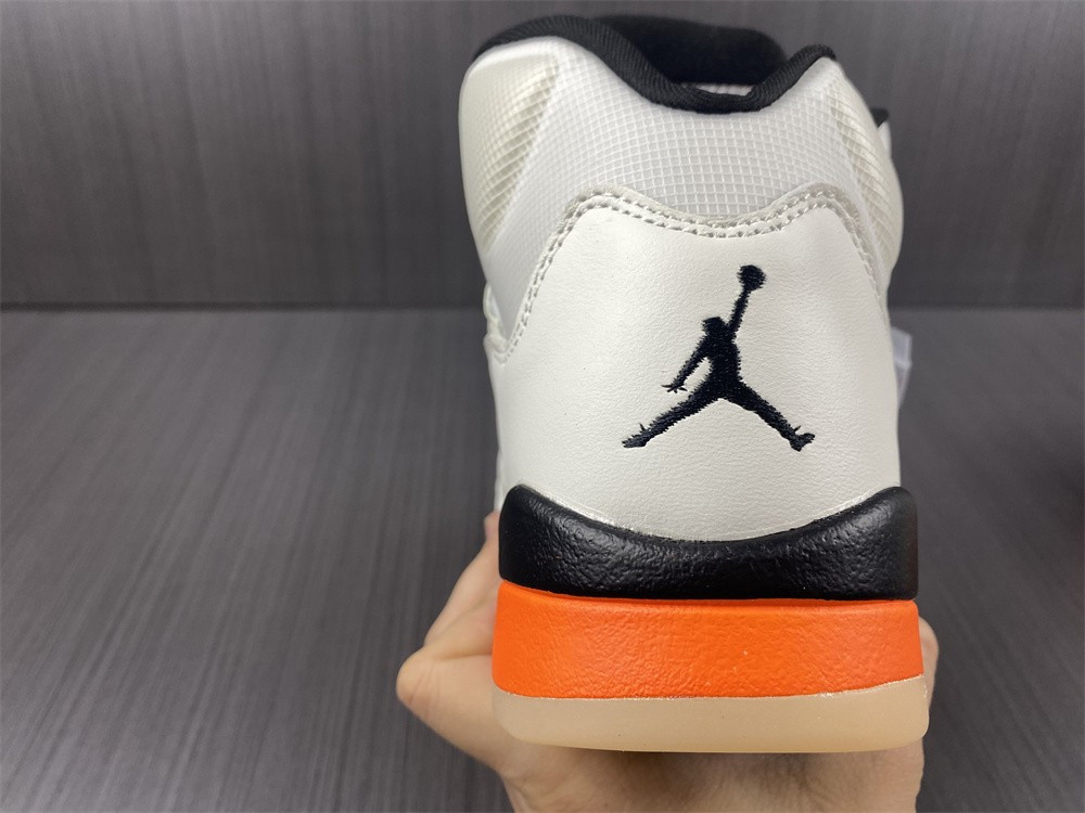 Air Jordan 5 “Total Orange DC1060-100