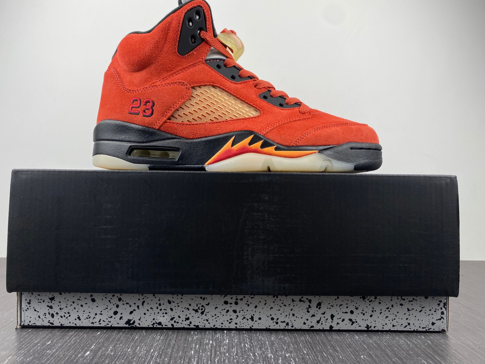 Jordan 5 Retro Dunk on Mars  DD9336-800