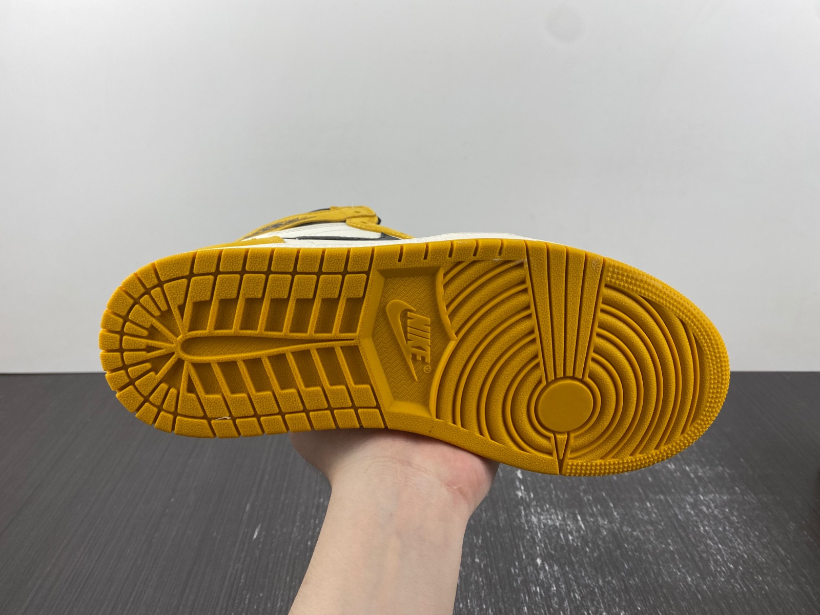 Air Jordan 6 “Yellow Ochre” CT8529-170