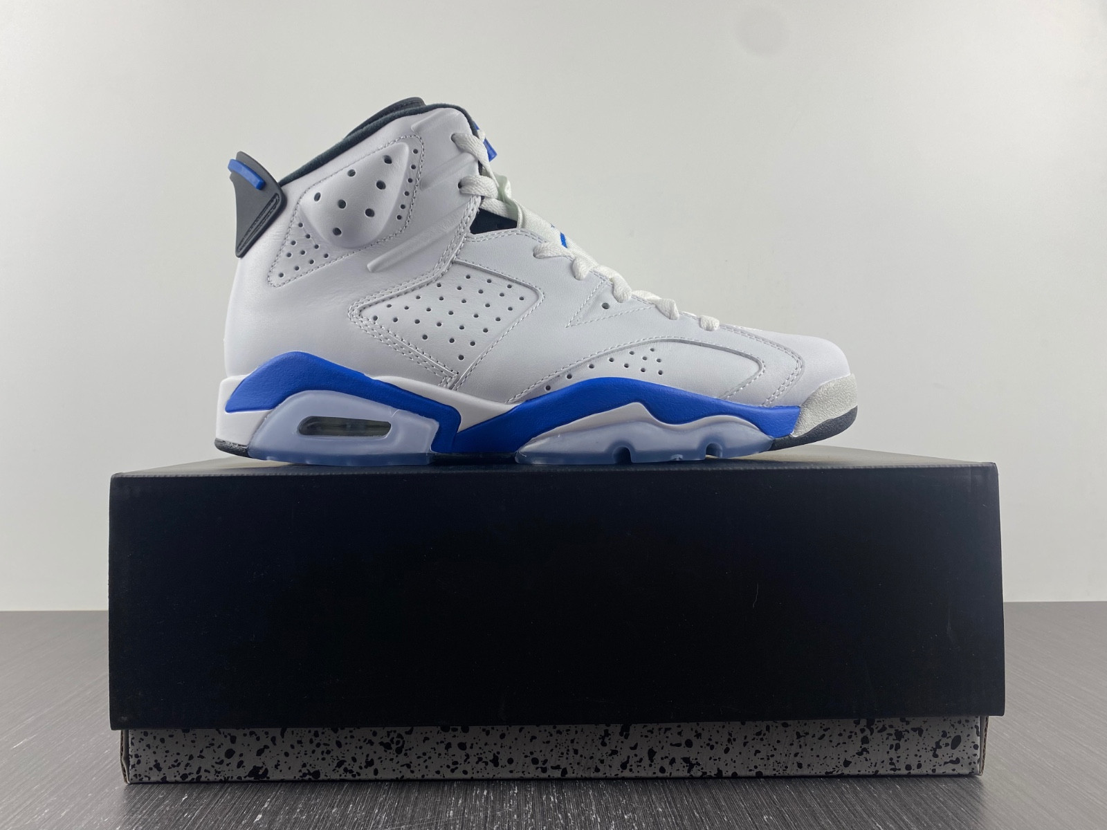 Jordan 6 Retro Sport Blue (2014)  384664-107