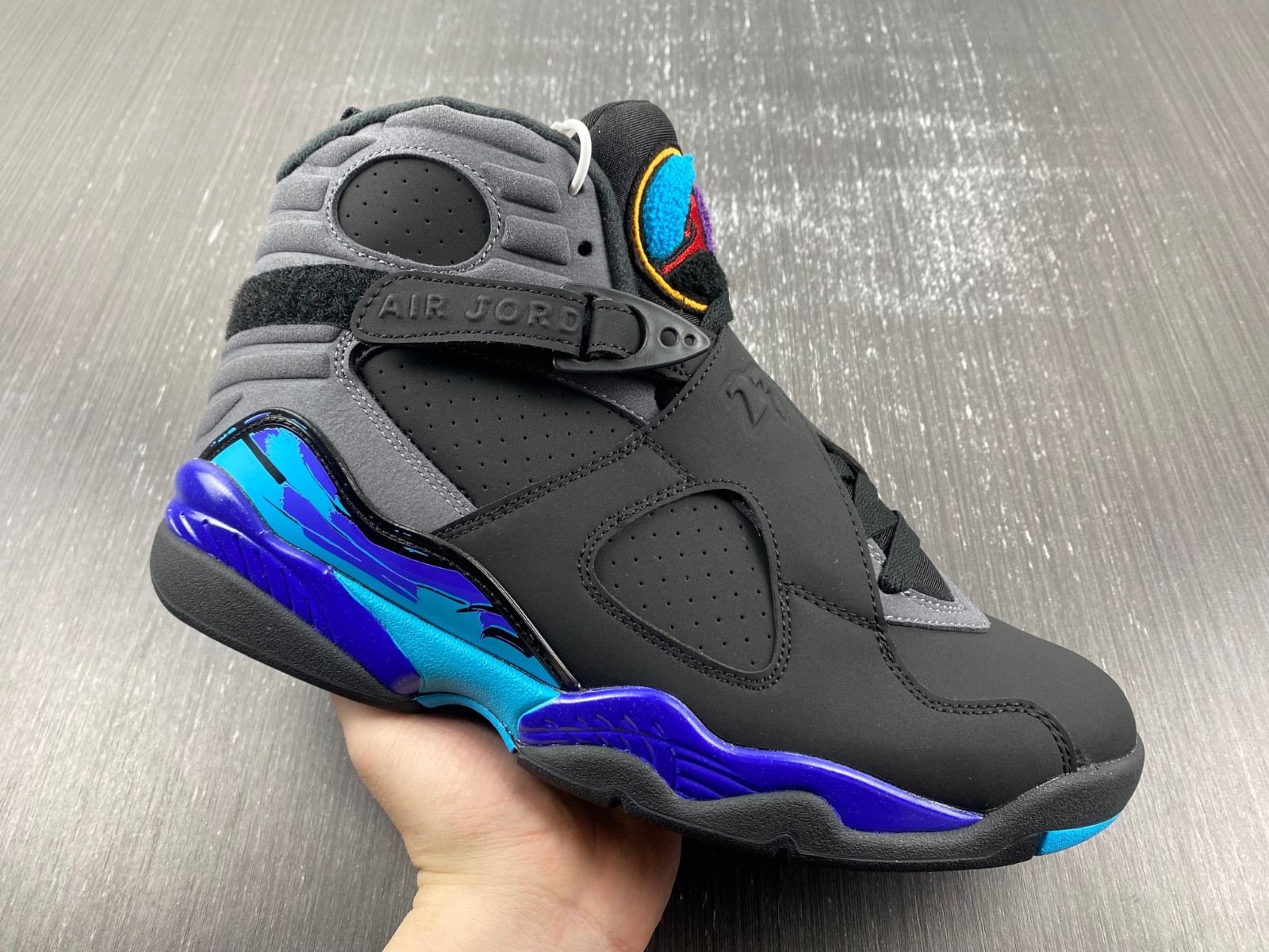 Air Jordan 8 “Aqua” 305381-025