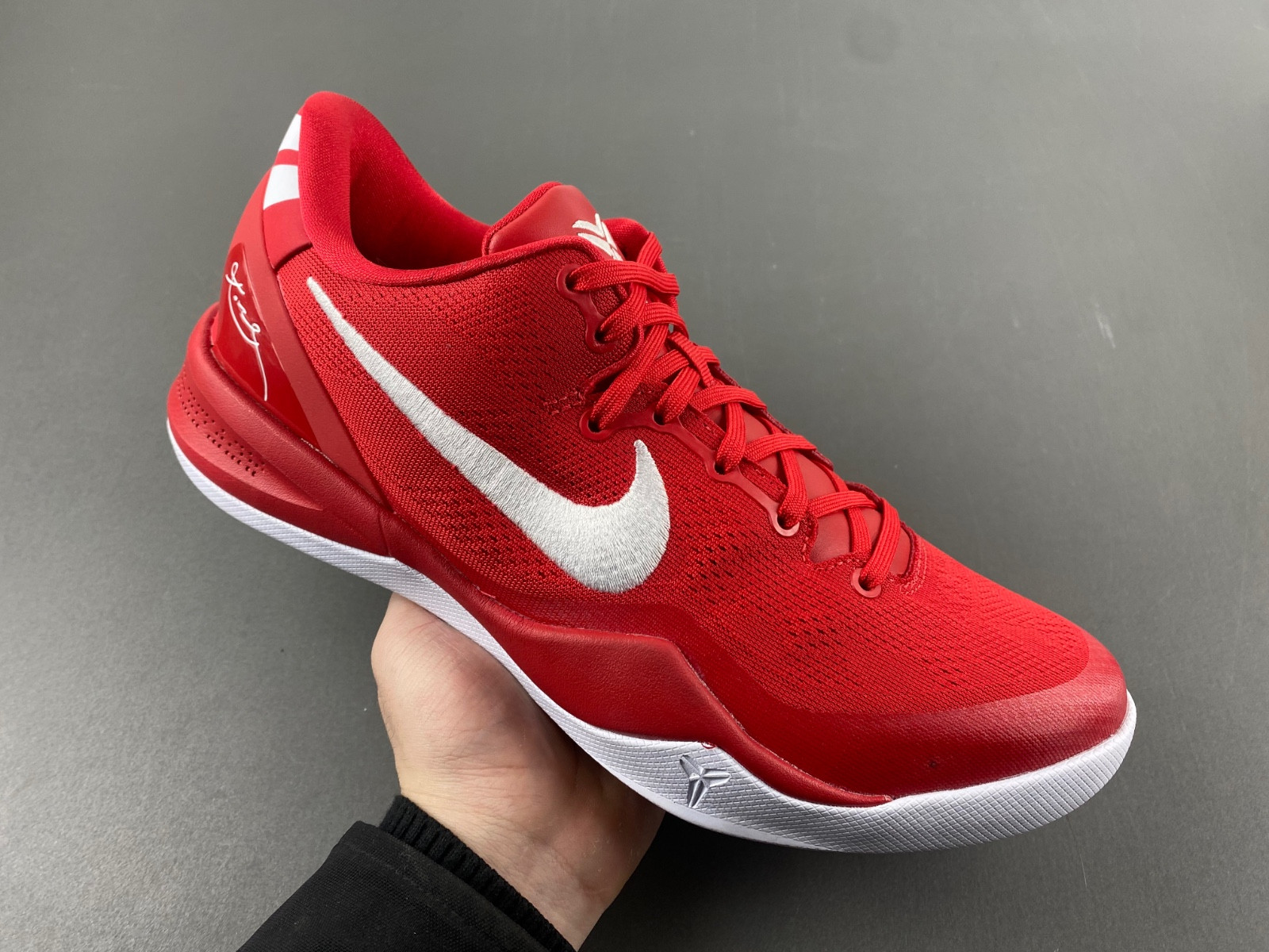 Nike Kobe 8 Protro “University Red” HF9550-600