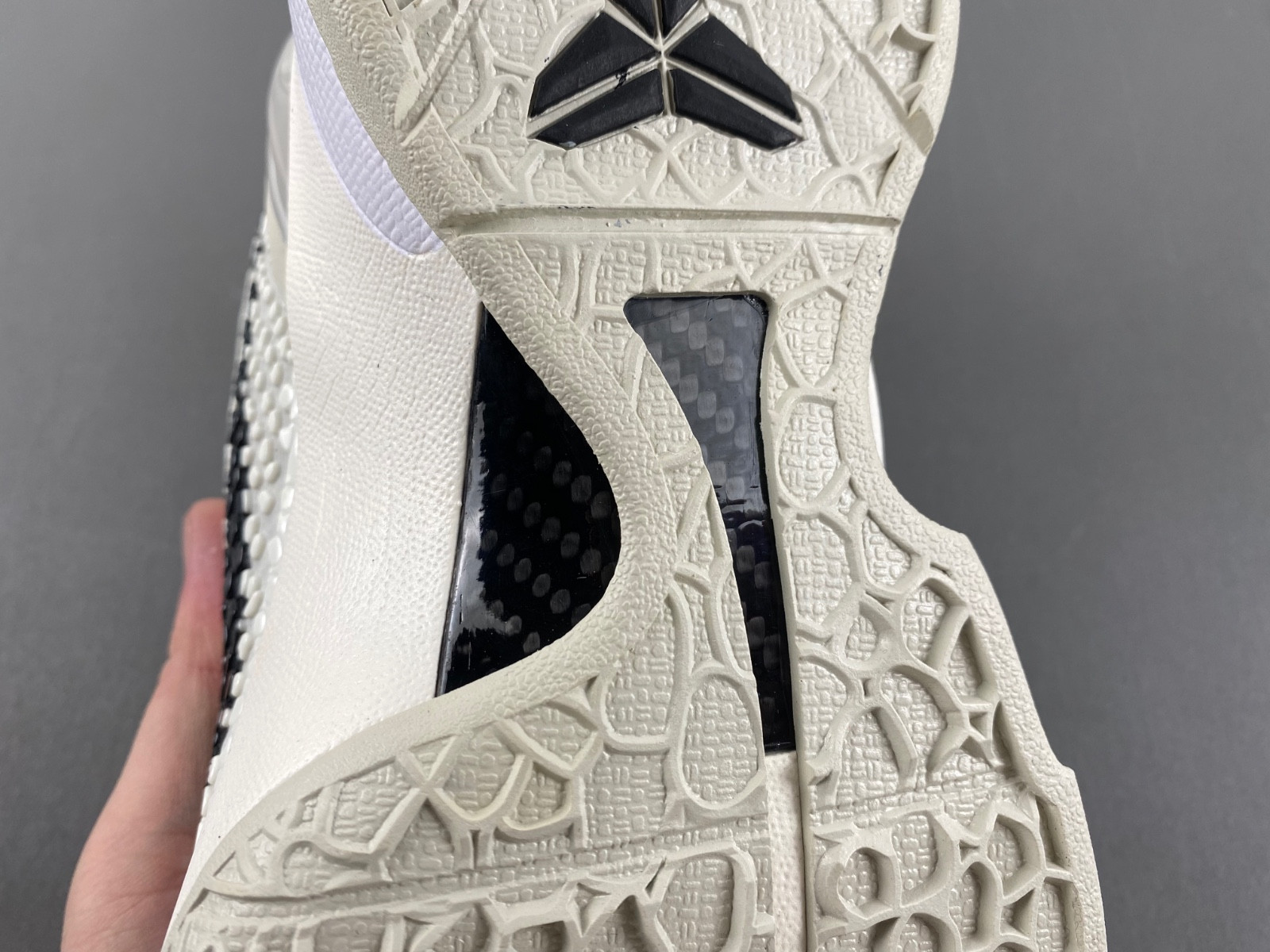 Nike Kobe 6 Protro “All-Star 2.0” FQ3546-100