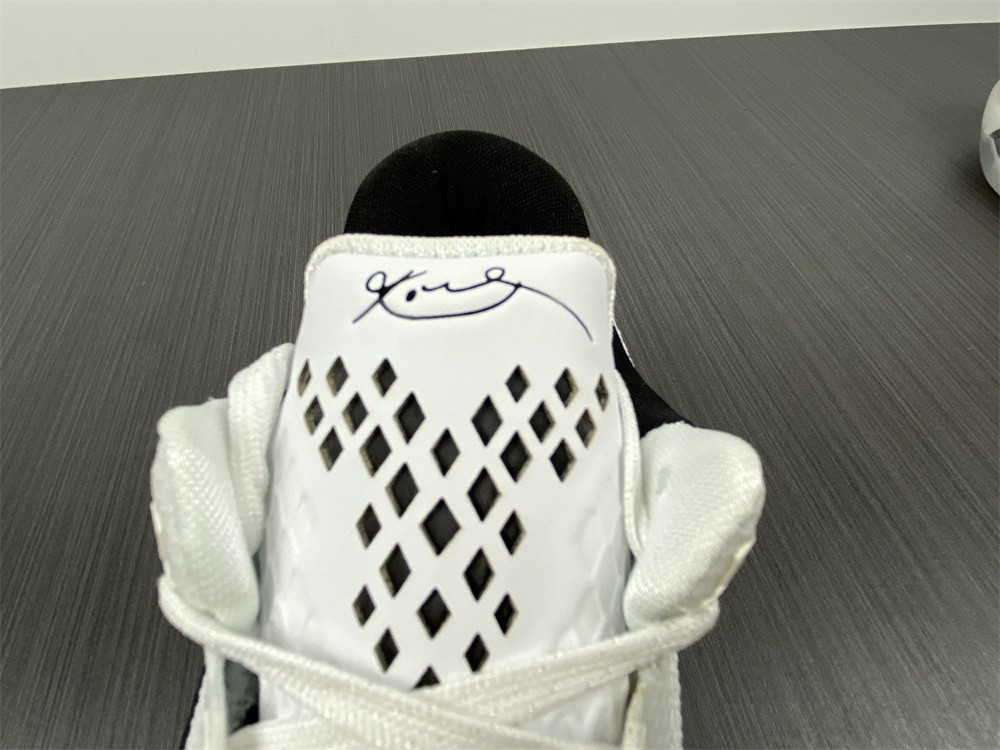 Nike Kobe 10 “Fundamentals” White/Wolf Grey-Black 705317-100