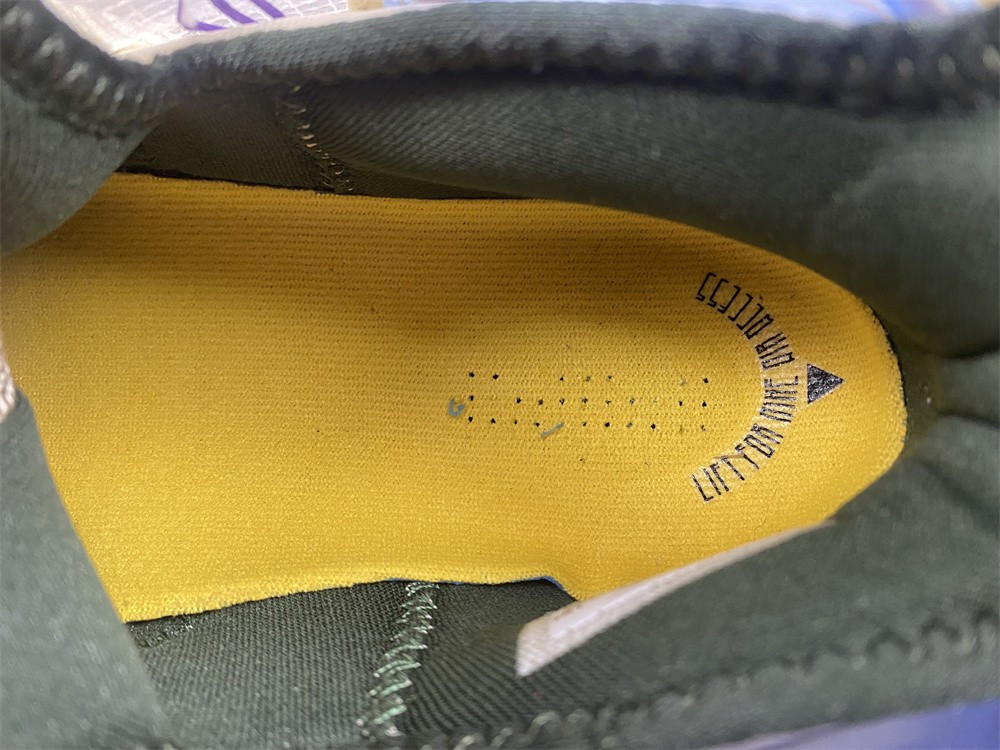 Nike LeBron 19 DC9341-200