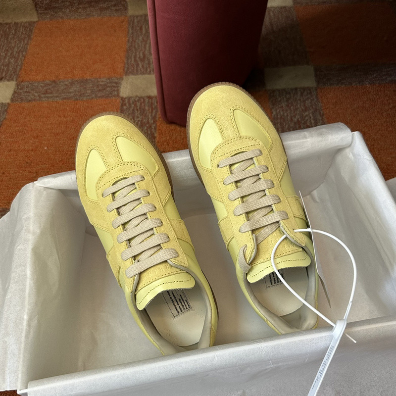 ma*s*n Ma*i*la sneakers